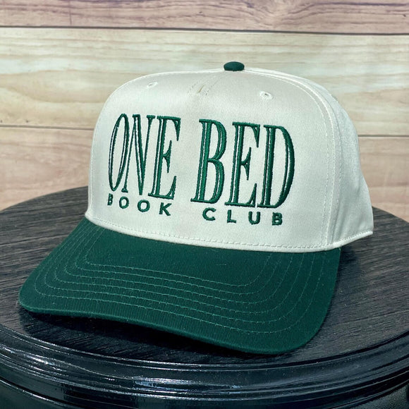 One Bed Book Club Natural/Dark Green
