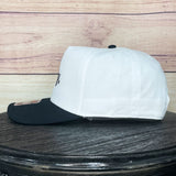 Petty White/Black